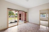 https://images.listonce.com.au/custom/160x/listings/265-mckinnon-road-mckinnon-vic-3204/576/01929576_img_10.jpg?p7evSZGx23U