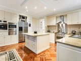 https://images.listonce.com.au/custom/160x/listings/265-tindals-road-warrandyte-vic-3113/971/01878971_img_06.jpg?r7q5yvDEecU