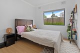 https://images.listonce.com.au/custom/160x/listings/266-albany-drive-mulgrave-vic-3170/249/01934249_img_05.jpg?UGYJUE9ydPA