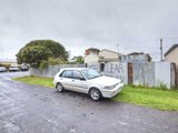 https://images.listonce.com.au/custom/160x/listings/266-bellerine-street-south-geelong-vic-3220/425/01699425_img_14.jpg?loE1EyH0D7E