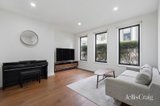 https://images.listonce.com.au/custom/160x/listings/266-chippewa-avenue-donvale-vic-3111/422/01910422_img_02.jpg?Up8M0xPq-n8