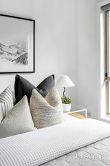 https://images.listonce.com.au/custom/160x/listings/266a-merton-street-altona-meadows-vic-3028/020/01775020_img_10.jpg?jc6VvNJzEf0