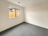 https://images.listonce.com.au/custom/160x/listings/267-homestead-drive-lara-vic-3212/546/01950546_img_04.jpg?JQ9-v9209o4