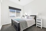 https://images.listonce.com.au/custom/160x/listings/268-autumn-street-manifold-heights-vic-3218/980/01934980_img_08.jpg?q6xDJfrboXU