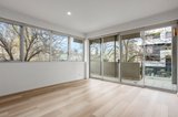 https://images.listonce.com.au/custom/160x/listings/268-eastern-road-south-melbourne-vic-3205/935/01806935_img_02.jpg?ae4o3zpOjPA