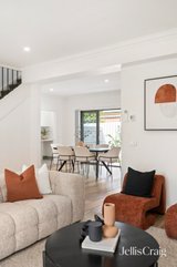 https://images.listonce.com.au/custom/160x/listings/268-faraday-road-croydon-south-vic-3136/062/01819062_img_05.jpg?MPIIkrzlEDI