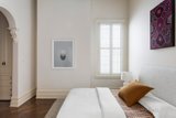 https://images.listonce.com.au/custom/160x/listings/268-queens-parade-fitzroy-north-vic-3068/129/01813129_img_08.jpg?dt85MFIuLMU