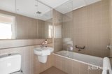 https://images.listonce.com.au/custom/160x/listings/268-wallen-road-hawthorn-vic-3122/662/01815662_img_07.jpg?svLmvG2WukM