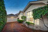 https://images.listonce.com.au/custom/160x/listings/268-westbrook-street-kew-east-vic-3102/000/00541000_img_01.jpg?AYMZvxpQgVs