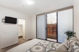 https://images.listonce.com.au/custom/160x/listings/269-dorcas-street-south-melbourne-vic-3205/291/00646291_img_02.jpg?R-X-6Y9yjdM