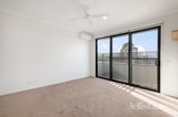 https://images.listonce.com.au/custom/160x/listings/269-lane-crescent-reservoir-vic-3073/989/01936989_img_05.jpg?gnG5WKxP698
