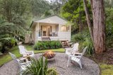 https://images.listonce.com.au/custom/160x/listings/269-myers-creek-road-healesville-vic-3777/015/01735015_img_22.jpg?DbKI1qyzRk0
