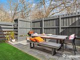 https://images.listonce.com.au/custom/160x/listings/26a-cave-hill-road-lilydale-vic-3140/990/01524990_img_10.jpg?Qh7DmNkuErs