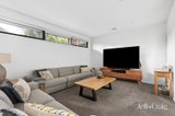 https://images.listonce.com.au/custom/160x/listings/26b-noble-street-newtown-vic-3220/895/01813895_img_08.jpg?IW-tre9Z2EQ