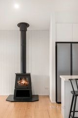 https://images.listonce.com.au/custom/160x/listings/26b-plumer-street-croydon-vic-3136/230/01720230_img_05.jpg?5m11rlTTONo