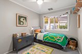 https://images.listonce.com.au/custom/160x/listings/26b-plumer-street-croydon-vic-3136/230/01720230_img_10.jpg?MOysLBrzsHE