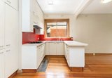 https://images.listonce.com.au/custom/160x/listings/27-bales-street-mount-waverley-vic-3149/661/01724661_img_04.jpg?A0rrvpd9Z80