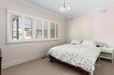 https://images.listonce.com.au/custom/160x/listings/27-balmoral-avenue-strathmore-vic-3041/844/01508844_img_08.jpg?6FxVKu35ex8