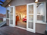 https://images.listonce.com.au/custom/160x/listings/27-barak-road-port-melbourne-vic-3207/875/01793875_img_04.jpg?UPJjEFnxvbg