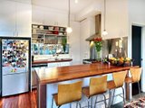 https://images.listonce.com.au/custom/160x/listings/27-barak-road-port-melbourne-vic-3207/875/01793875_img_06.jpg?z5qol2jmbYI