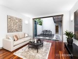 https://images.listonce.com.au/custom/160x/listings/27-barrett-street-albert-park-vic-3206/090/01088090_img_09.jpg?Yb2-4DnrKfA