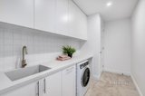 https://images.listonce.com.au/custom/160x/listings/27-barrow-drive-heathmont-vic-3135/238/01286238_img_21.jpg?vU2rIs6Fup0