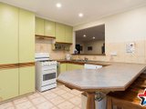 https://images.listonce.com.au/custom/160x/listings/27-blackburn-road-mooroolbark-vic-3138/932/01524932_img_05.jpg?6s0ZPaq6voU