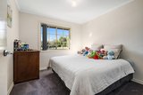 https://images.listonce.com.au/custom/160x/listings/27-blue-ridge-drive-mooroolbark-vic-3138/277/01520277_img_08.jpg?16sBDABMITM