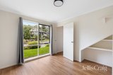 https://images.listonce.com.au/custom/160x/listings/27-booyan-crescent-greensborough-vic-3088/173/01880173_img_09.jpg?vv19YDy69lk