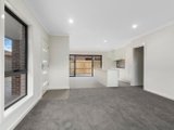 https://images.listonce.com.au/custom/160x/listings/27-boundary-road-newcomb-vic-3219/140/01972140_img_04.jpg?DLHhtZiHLVY