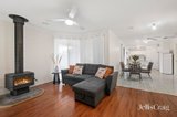 https://images.listonce.com.au/custom/160x/listings/27-bronwyn-street-coldstream-vic-3770/467/01902467_img_03.jpg?xQyXWCxFjFg