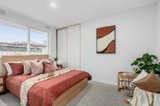 https://images.listonce.com.au/custom/160x/listings/27-broughton-avenue-croydon-vic-3136/193/01462193_img_12.jpg?gdbD_en3ziY