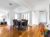 https://images.listonce.com.au/custom/160x/listings/27-cherylnne-crescent-kilsyth-vic-3137/523/01525523_img_04.jpg?BdCxwfFXiR8