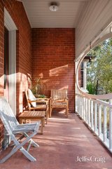 https://images.listonce.com.au/custom/160x/listings/27-como-street-alphington-vic-3078/564/01809564_img_13.jpg?SZUiO4XWogo