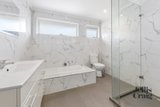https://images.listonce.com.au/custom/160x/listings/27-county-close-wheelers-hill-vic-3150/732/01900732_img_02.jpg?CU8YL7w_N4Y