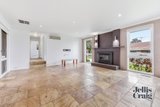 https://images.listonce.com.au/custom/160x/listings/27-county-close-wheelers-hill-vic-3150/732/01900732_img_05.jpg?AAfWhb14A6o