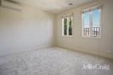 https://images.listonce.com.au/custom/160x/listings/27-cowper-street-sandringham-vic-3191/450/01816450_img_09.jpg?KqUrTOTO5UE