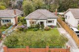 https://images.listonce.com.au/custom/160x/listings/27-culliton-road-camberwell-vic-3124/544/01984544_img_04.jpg?zTXg-aDyBTU