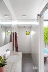 https://images.listonce.com.au/custom/160x/listings/27-cunningham-street-northcote-vic-3070/283/01810283_img_23.jpg?Hml4OUUpW_I