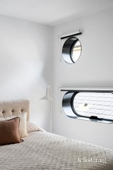 https://images.listonce.com.au/custom/160x/listings/27-cunningham-street-northcote-vic-3070/283/01810283_img_25.jpg?rDhtR5Hg8ck