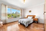https://images.listonce.com.au/custom/160x/listings/27-cypress-avenue-glen-waverley-vic-3150/559/01887559_img_06.jpg?ozrUIbqQShA