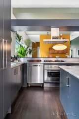 https://images.listonce.com.au/custom/160x/listings/27-de-carle-street-brunswick-vic-3056/937/01704937_img_06.jpg?7qYSBpo6hI0
