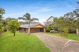https://images.listonce.com.au/custom/160x/listings/27-erlandsen-avenue-sorrento-vic-3943/703/01905703_img_01.jpg?pIaecpiHFE8