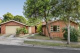 https://images.listonce.com.au/custom/160x/listings/27-fiander-avenue-glen-waverley-vic-3150/975/01637975_img_01.jpg?QJnimpqWPY0