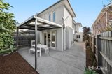 https://images.listonce.com.au/custom/160x/listings/27-giffard-street-williamstown-vic-3016/632/01931632_img_08.jpg?2Y9kDQnK6bY