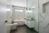 https://images.listonce.com.au/custom/160x/listings/27-glover-street-bentleigh-east-vic-3165/773/00754773_img_07.jpg?303eyTE5OAc