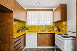 https://images.listonce.com.au/custom/160x/listings/27-glyndon-avenue-st-albans-vic-3021/188/01927188_img_04.jpg?8EI9jByWb5g