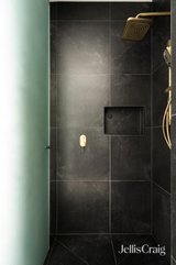 https://images.listonce.com.au/custom/160x/listings/27-halpin-street-brunswick-west-vic-3055/473/01980473_img_22.jpg?Fwn6740OrTo