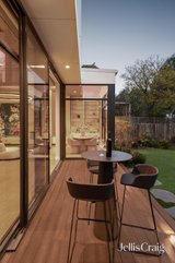 https://images.listonce.com.au/custom/160x/listings/27-halpin-street-brunswick-west-vic-3055/473/01980473_img_24.jpg?6e3iN-t13Yc