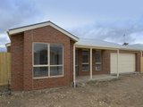 https://images.listonce.com.au/custom/160x/listings/27-helms-street-newcomb-vic-3219/947/01698947_img_02.jpg?p8Wapesmmg0